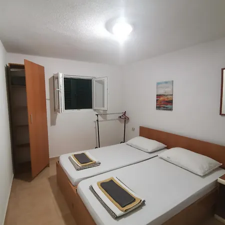Laguna Appartement *