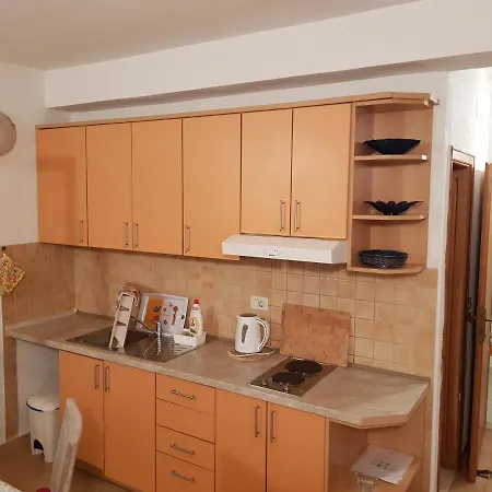 Apartment Laguna Gradac (Split-Dalmatia)