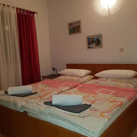 Laguna * Gradac (Split-Dalmatia)