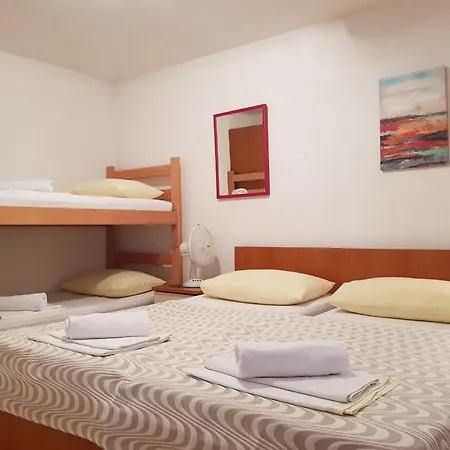 Laguna Appartement Gradac (Split-Dalmatia)